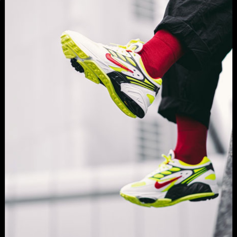 Nike Air Ghost Racer-White/Atom Red-Neon Yellow - Picture 6 of 9